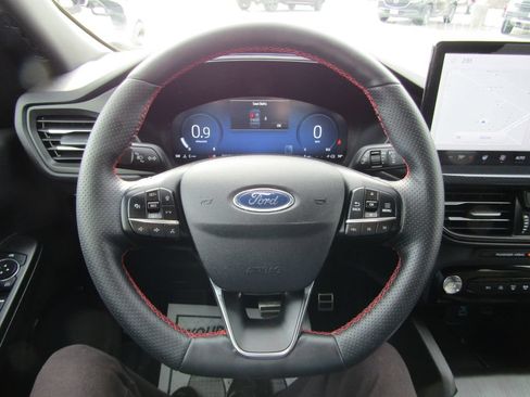 Used 2023 Ford Escape ST-Line Select w/ Tech Pack #2 AWD/4WD image 13