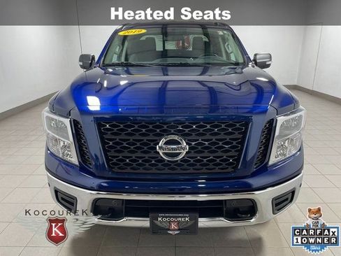 Used 2019 Nissan Titan SV w/ SV Convenience Package AWD/4WD image 2