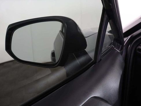Used 2020 Toyota RAV4 LE FWD image 31