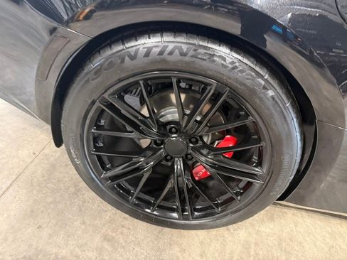 Used 2016 Chevrolet Camaro LT RWD image 13