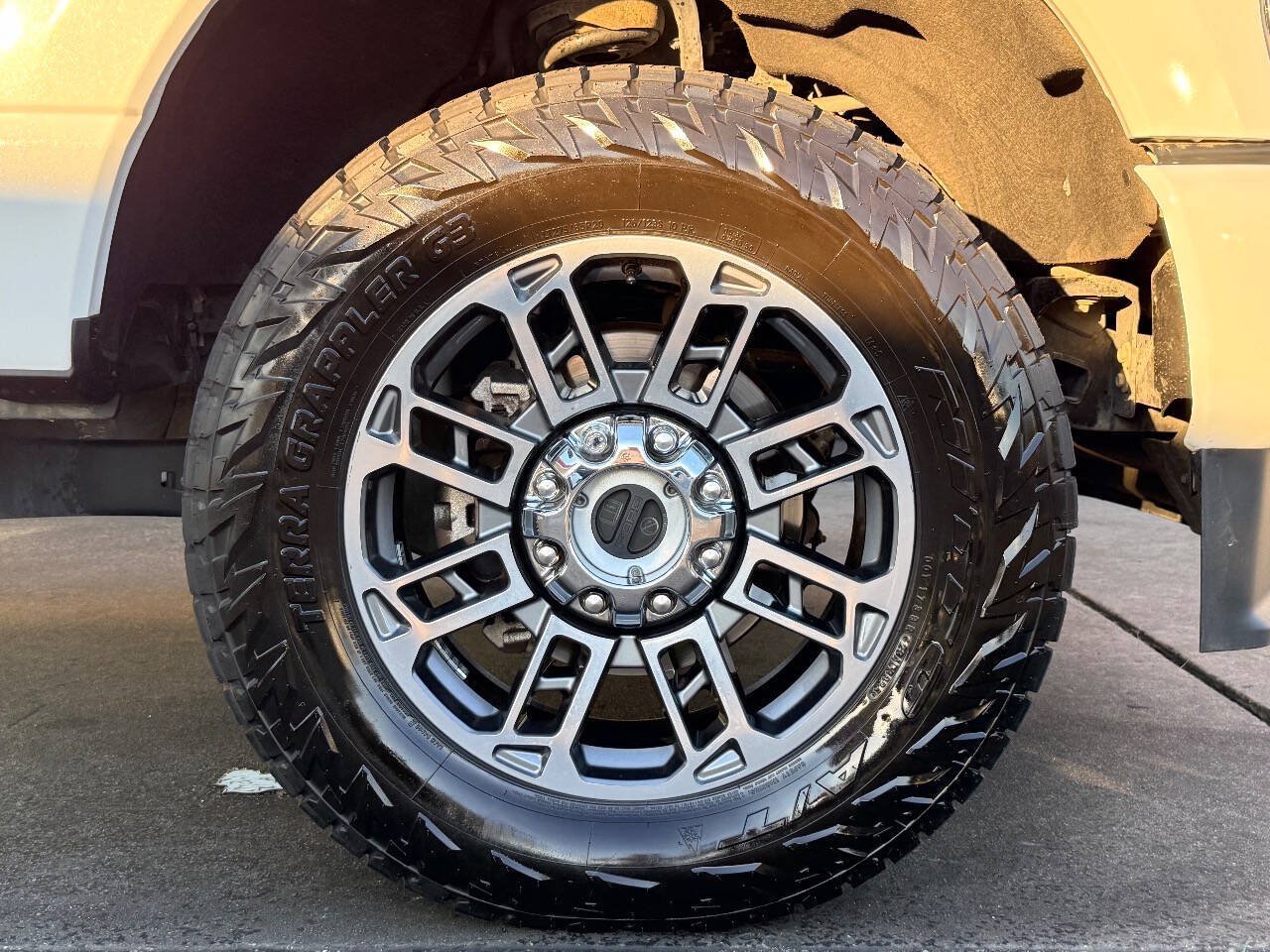 Used 2024 Ford F350 Limited w/ FX4 Off-Road Package AWD/4WD image 14