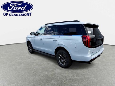 New 2026 Ford Expedition Active AWD/4WD image 6