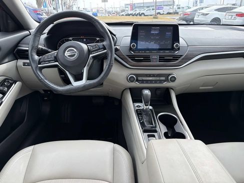 Used 2022 Nissan Altima 2.5 SL FWD image 17