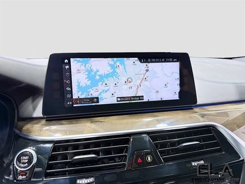 Used 2018 BMW 540i w/ M Sport Package RWD image 14