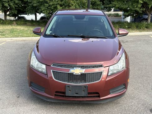 Used 2013 Chevrolet Cruze Eco FWD image 4