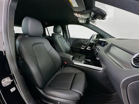 Used 2025 Mercedes-Benz GLA 250 image 27