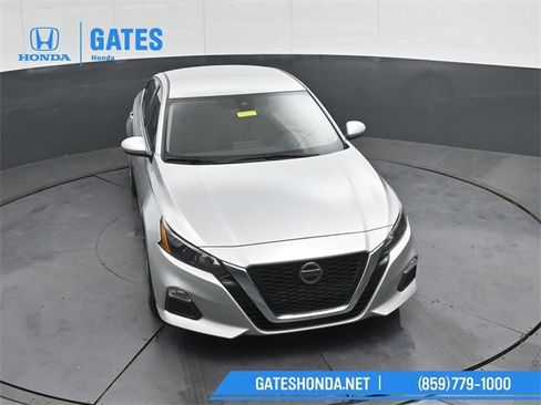 Used 2022 Nissan Altima 2.5 S image 42