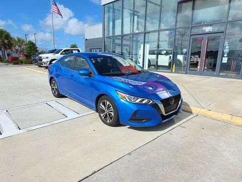 Used 2022 Nissan Sentra SV w/ Trunk Package FWD image 2