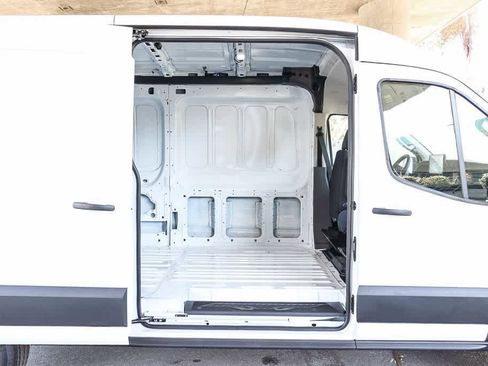New 2026 Ford Transit 250 148 Medium Roof RWD image 19
