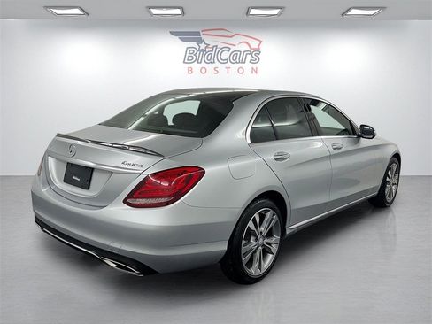 Used 2015 Mercedes-Benz C 300 4MATIC Sedan image 4