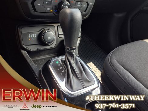 Certified 2022 Jeep Renegade Altitude w/ Convenience Group image 22