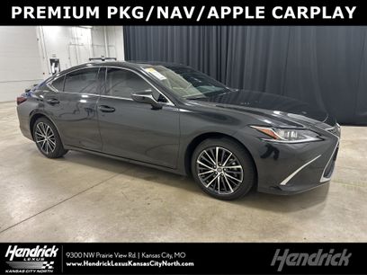Used 2025 Lexus ES 350 w/ Premium Package