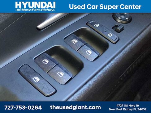 Certified 2023 Hyundai Elantra SEL w/ Convenience Package FWD image 23