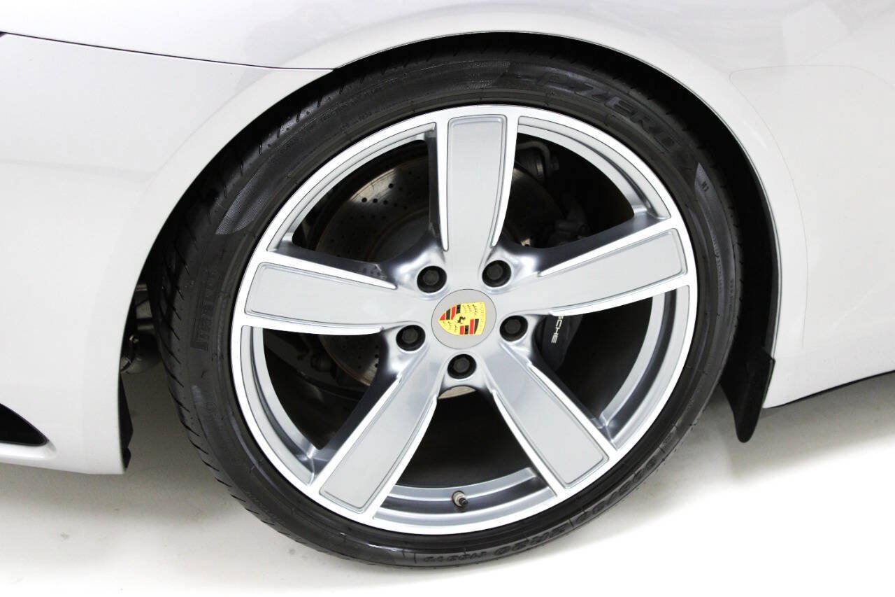 Used 2017 Porsche 911 Carrera image 34
