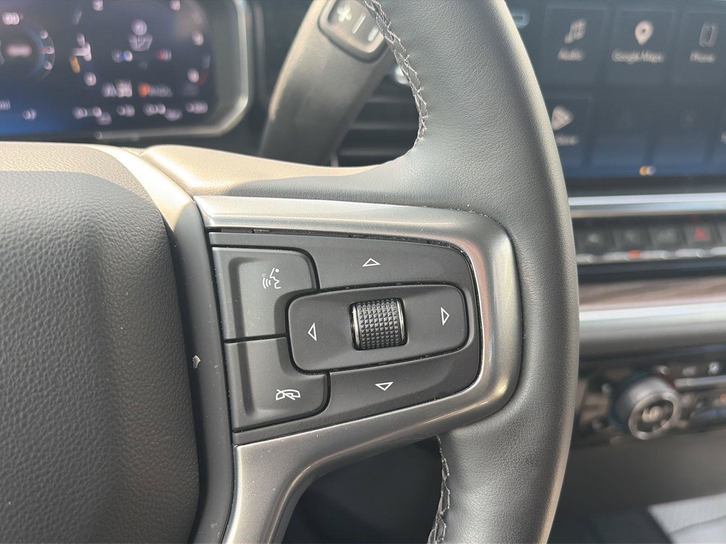 Used 2026 Chevrolet Silverado 1500 RST w/ RST Select Package AWD/4WD image 25