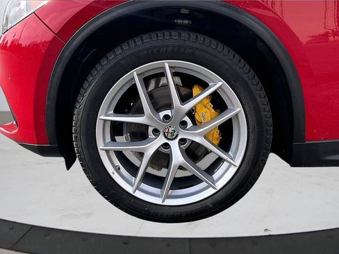 Used 2019 Alfa Romeo Stelvio Ti image 35