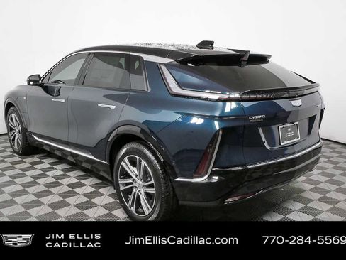 New 2026 Cadillac Lyriq Premium Luxury image 30
