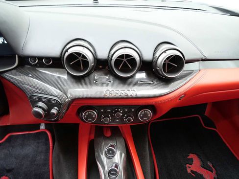 Certified 2015 Ferrari F12 Berlinetta image 24