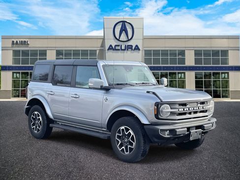 Used 2023 Ford Bronco Outer Banks image 7