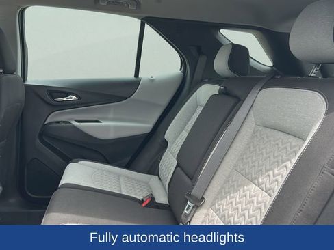 Used 2022 Chevrolet Equinox LS AWD/4WD image 16