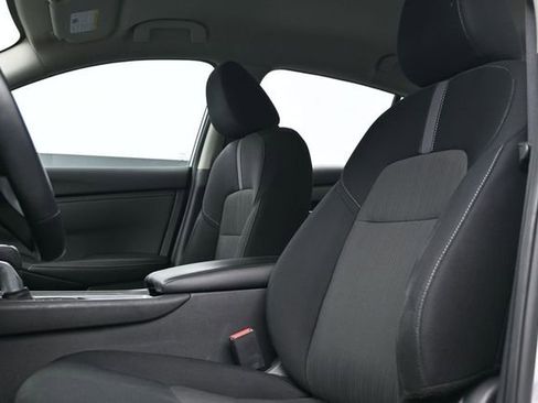 Used 2023 Nissan Sentra SV w/ All-Weather Package FWD image 10
