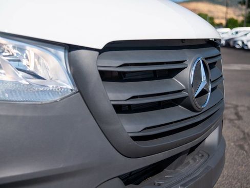 Used 2024 Mercedes-Benz Sprinter 144 Cargo image 14