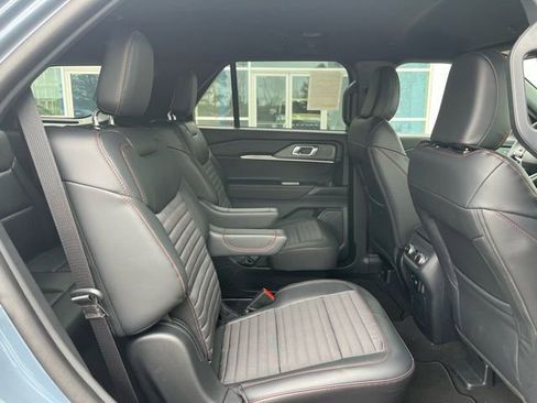 New 2026 Ford Explorer ST-Line w/ ST-Line Street Pack RWD image 6