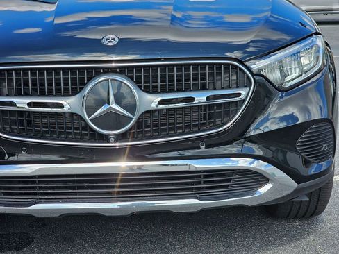 Used 2023 Mercedes-Benz GLC 300 4MATIC image 9