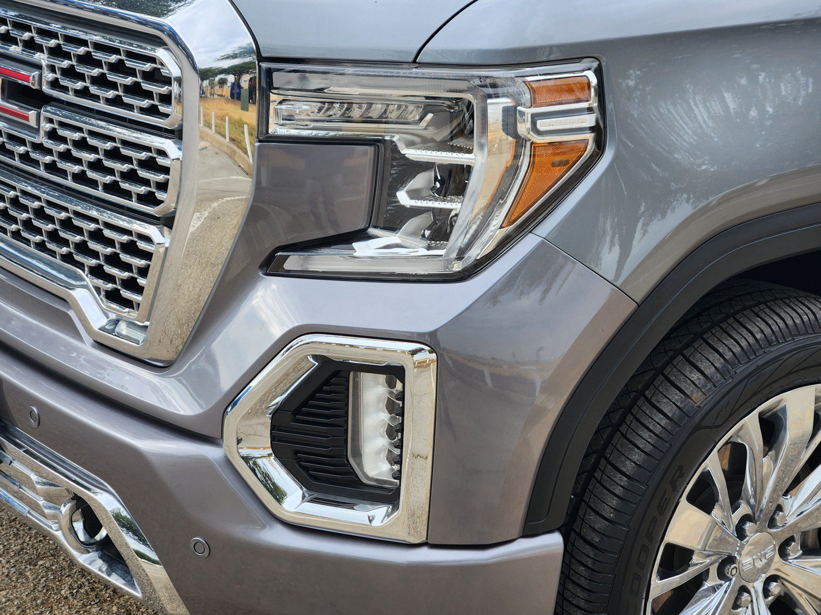 Used 2020 GMC Sierra 1500 Denali w/ Technology Package AWD/4WD image 27