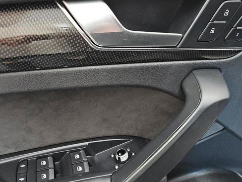 Used 2019 Audi SQ5 Premium Plus AWD/4WD image 17