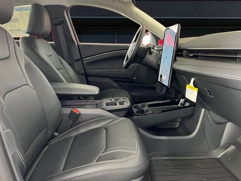New 2025 Ford Mustang Mach-E Premium w/ Interior Protection Package AWD/4WD image 15