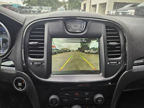 Used 2021 Chrysler 300 S RWD image 13