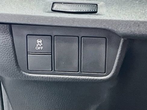 Used 2025 Honda CR-V EX image 10