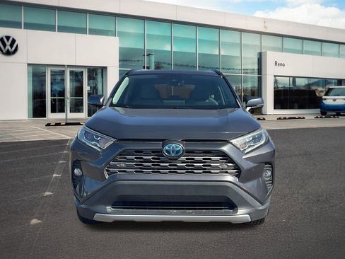 Used 2019 Toyota RAV4 Limited image 2