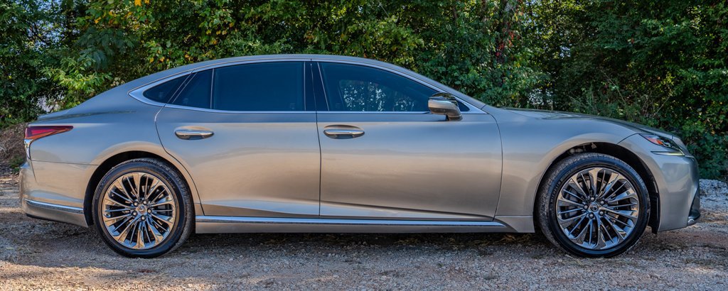 Used 2018 Lexus LS 500 w/ Luxury Package RWD image 6