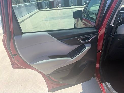 Certified 2023 Subaru Forester Premium AWD/4WD image 35