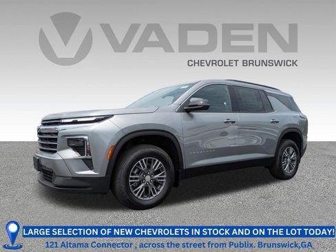 New 2026 Chevrolet Traverse LT FWD image 1