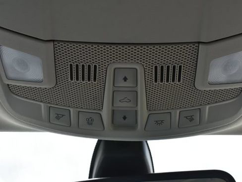 Used 2019 Ford Fusion Energi Titanium FWD image 34