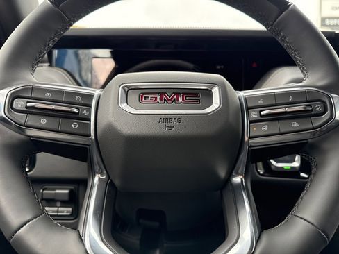 New 2026 GMC Yukon Elevation image 25