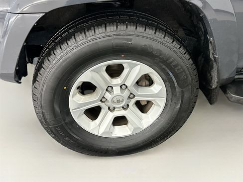 Used 2024 Toyota 4Runner SR5 image 11