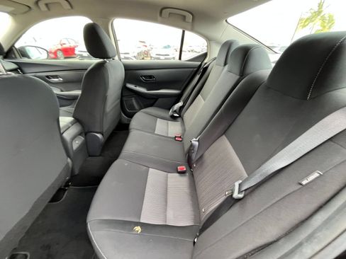 Used 2025 Nissan Sentra SV FWD image 23