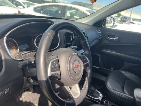 Used 2018 Jeep Compass Limited w/ Navigation Group AWD/4WD image 16