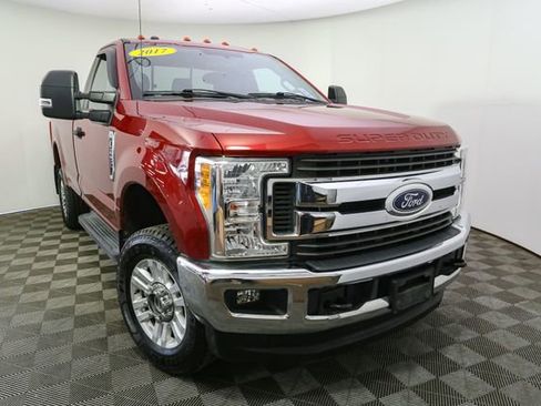 Used 2017 Ford F250 XLT w/ XLT Value Package AWD/4WD image 3