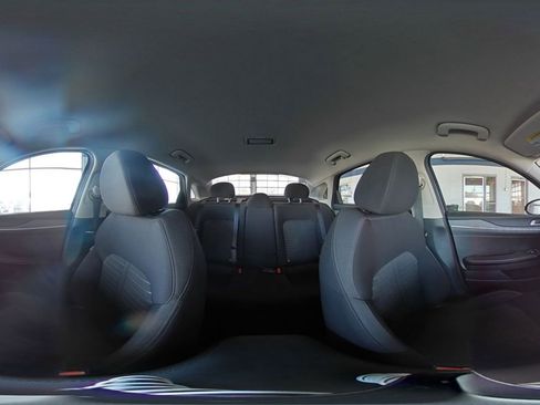 Used 2025 Kia K5 LXS image 42