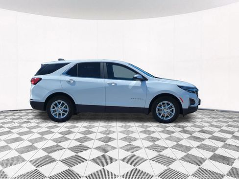 Used 2024 Chevrolet Equinox LT FWD image 6