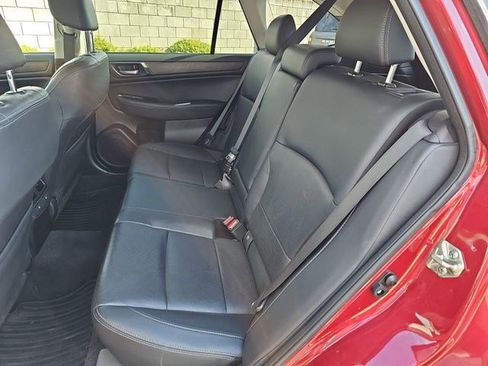 Used 2017 Subaru Outback 3.6R Limited image 13