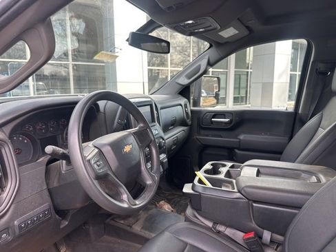 Used 2023 Chevrolet Silverado 2500 W/T w/ WT Convenience Package image 5