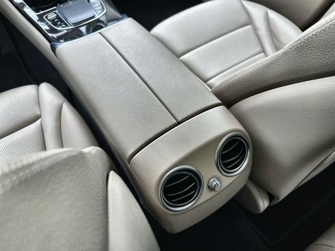 Used 2022 Mercedes-Benz GLC 300 GLC 300 image 22