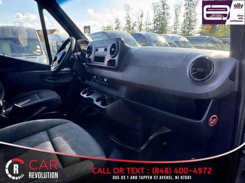 Used 2019 Mercedes-Benz Sprinter 170 image 29