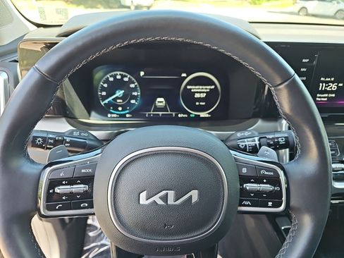 Used 2023 Kia Sorento SX AWD/4WD image 23
